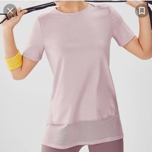 Fabletics Valencia short sleeve in Dusty Rose